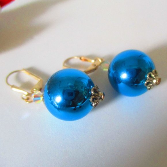 Christmas Vintage Costume Jewelry Lot Earrings Pins - Picture 3 of 10